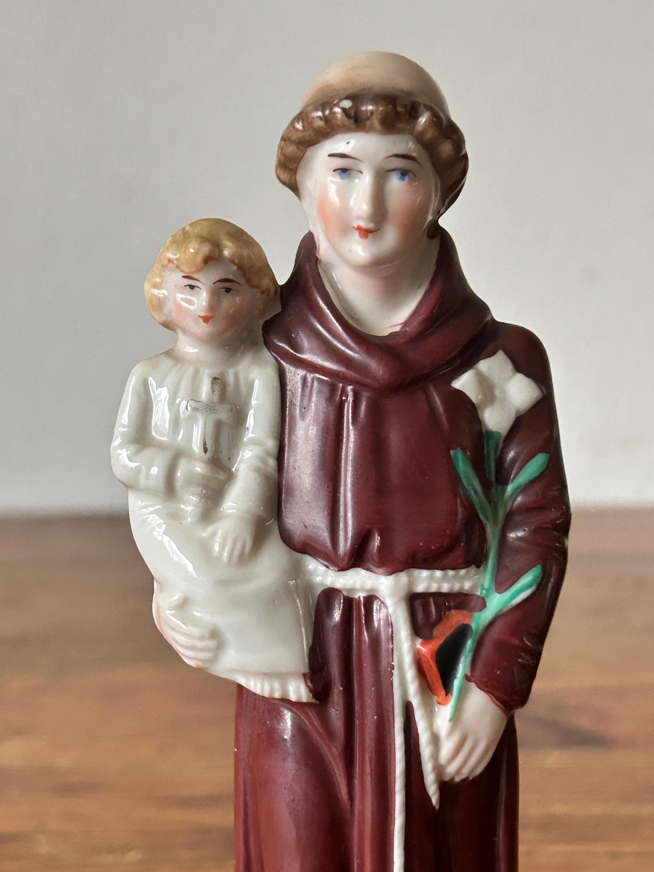 Sculpture / Statue - Saint Anthony With Baby Jesus and Flower