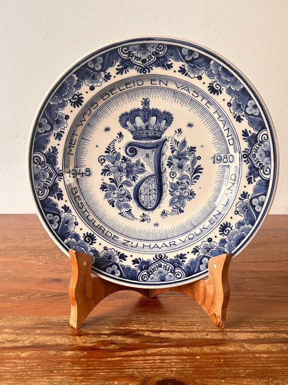 Wall Plate / Memorial Plate - Zenith Gouda - Juliana 1948 / 1980