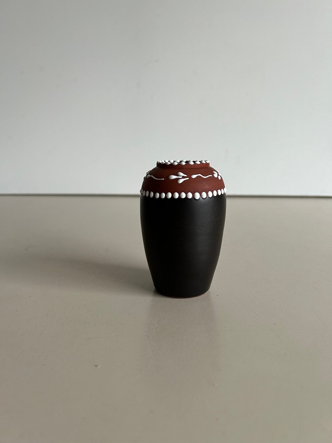 花瓶 / 花瓶 - セラミック - 刻印: Conpide 537 3 - ハンドメイド