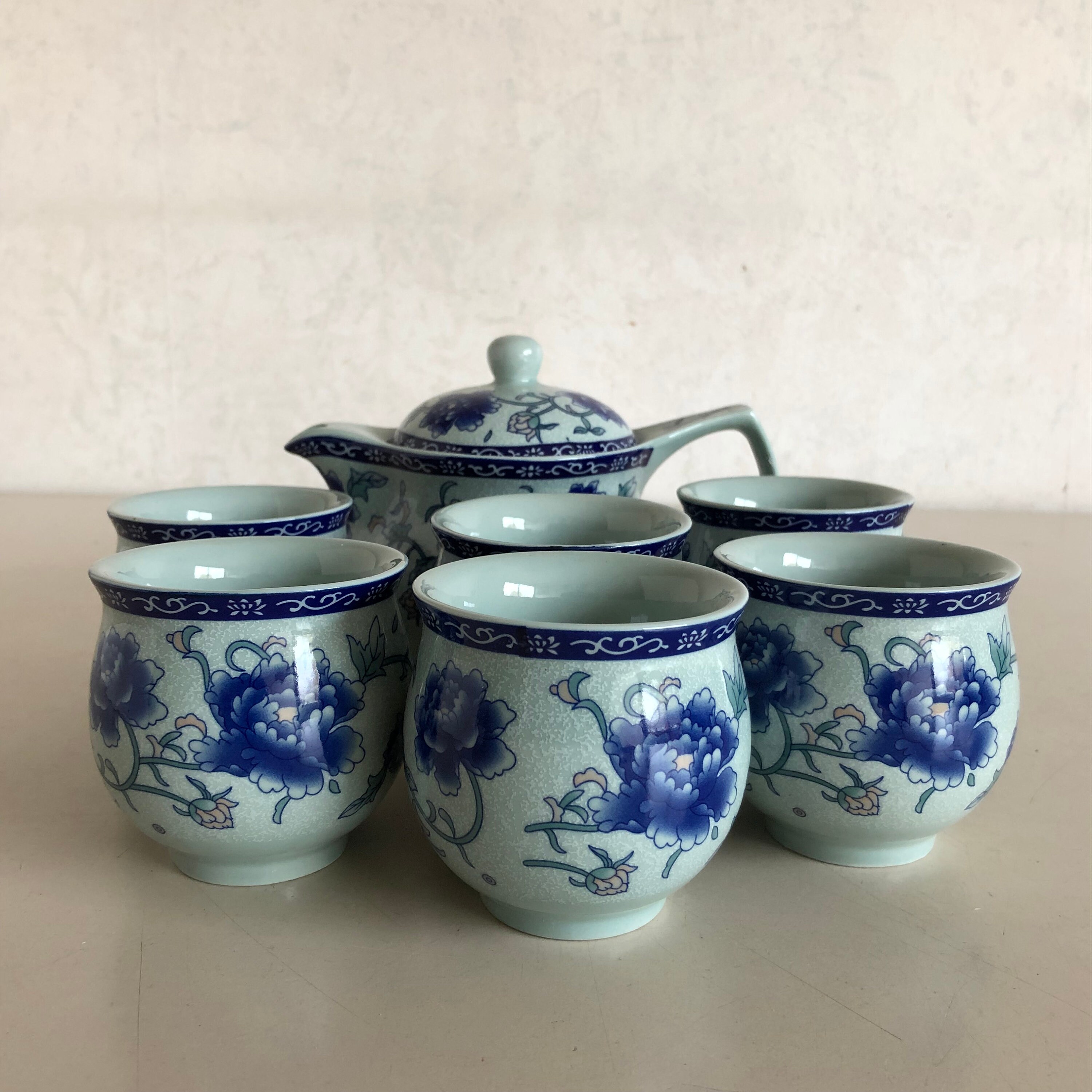 Théière Blanche Avec 6 Tasses à Thé – Service En Céramique (occasion)