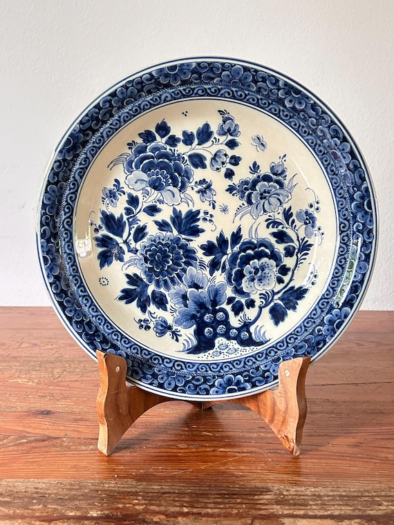 Wall Plate - RAM Holland - Floral Decor - Delft Blue Pottery