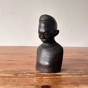 Image / sculpture - man / bust - Africa - hand carved / handmade - decorative