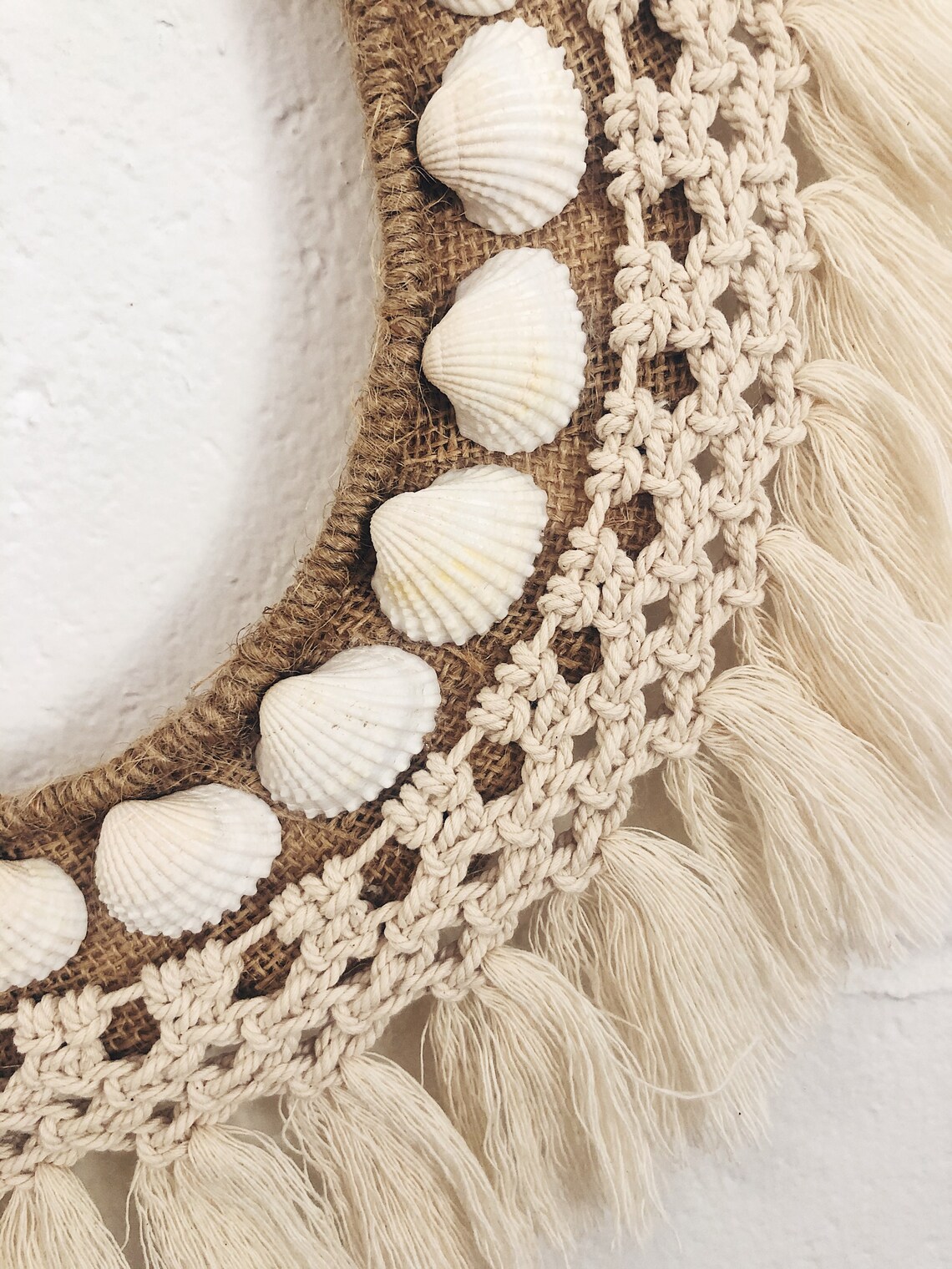 Macrame Wall Hanging With White Sea Shells Etsy.de