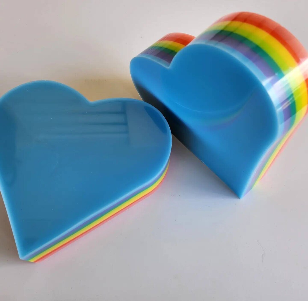 HEART BOOKENDS| Resin Bookends| Rainbow Bookends| Pop Art | Room Decor | Colorful Art| Gift Idea ...