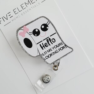 トイレバッジリール | かわいいバッジリール | ID バッジリール | ギフト | 引き込み式 ID バッジホルダー | ユーモアバッジリール |