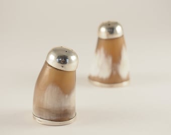 Salero y pimienta vintage sin usar Plata de Ley y Cuerno