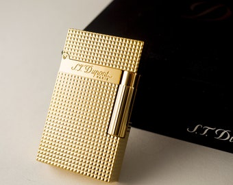 デコピンS.T. Dupont 金メッキライター オリジナルボックス付き デコピンS.T. Dupont 金メッキライター オリジナルボックス付き
