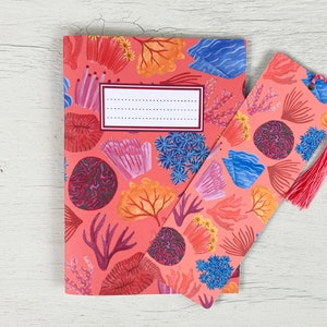 Pacchetto regalo di pesci tropicali e coralli / Quaderno A5 riciclato e segnalibro / Quaderno con 48 pagine semplici / Regali di vita marina / Cancelleria di vita marina