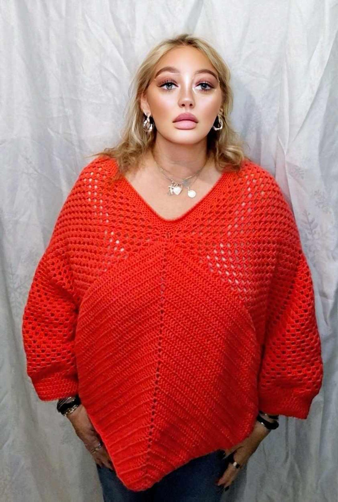 Pull Femme Fait Main En Angora - Couleur Fishia/blanc, Taille TU, Porté Une Fois