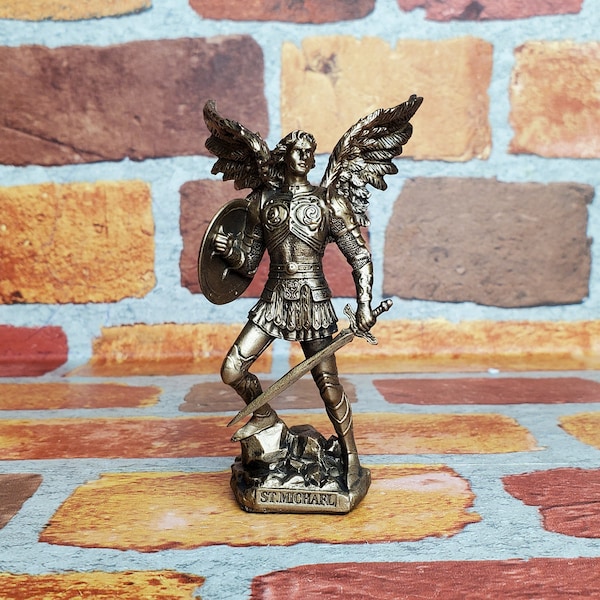 Vintage ministaty av ärkeängeln Sankt Mikael - miniatyraltare av Sankt Mikael