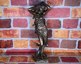 Vintage Aphrodite Statute - Greek Goddess Aphrodite / Venus Altar Statue