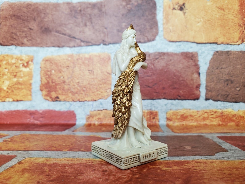 Vintage Hera Figurine  Miniature Greek Goddess Hera Altar image 3