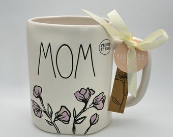 Matte mom coffee mug by Rae Dunn | Mother's day mug with engraved MOM and purple flowers | Gift for mom