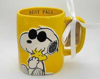 Snoopy and Woodstock hugging yellow mug by Rae Dunn | Snoopy and Woodstock BEST PALS mug | Great gift for your best pal