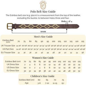 Pu&ograve; includere: Una guida alle taglie per cinture in pelle, che mostra la taglia della cintura in centimetri e le taglie corrispondenti per uomini, donne e bambini. La guida include le taglie dei pantaloni britannici, le taglie dei pantaloni americani, le taglie dei pantaloni europei, le taglie degli abiti britannici, le taglie degli abiti americani e le taglie degli abiti europei. La guida include anche la fascia di et&agrave; per le taglie dei bambini.