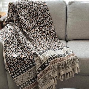 Handmade Block Print Cotton Throw Blanket: Boho Home Decor (50x70)