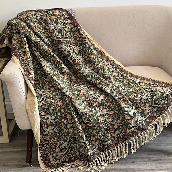 Moss Green Handmade  Floral Throw Blanket, Boho Farmhouse Home Decor
