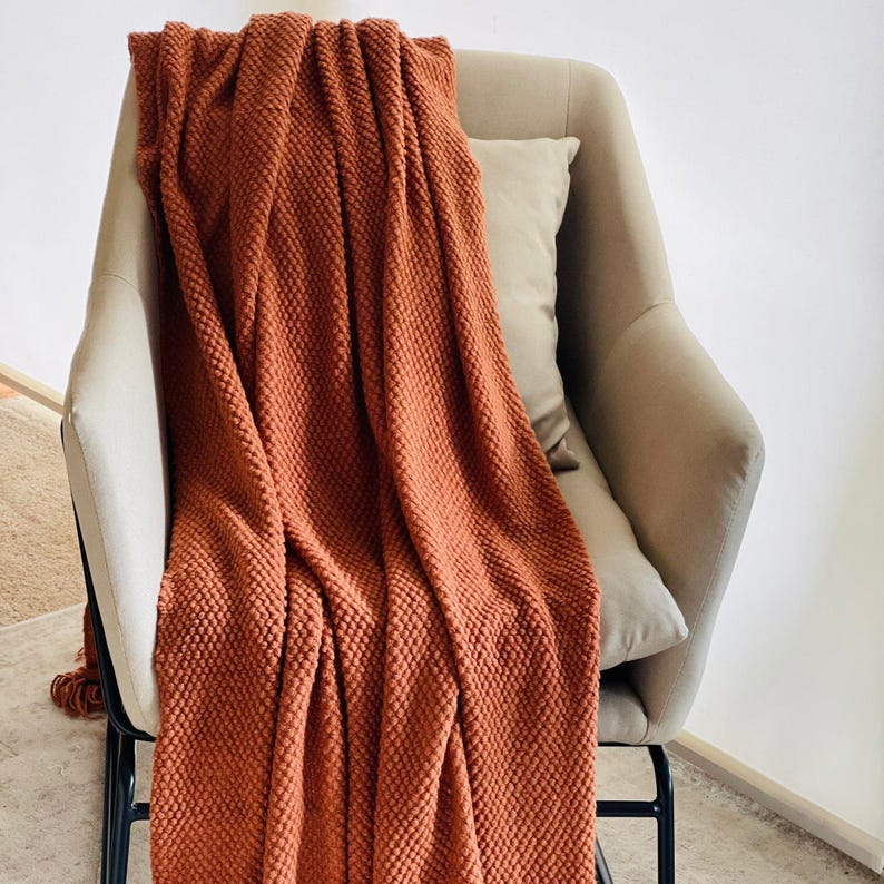 Chunky Knit Throw Blanket with Tassels – Cozy Couch Accent (50"x90") Rust