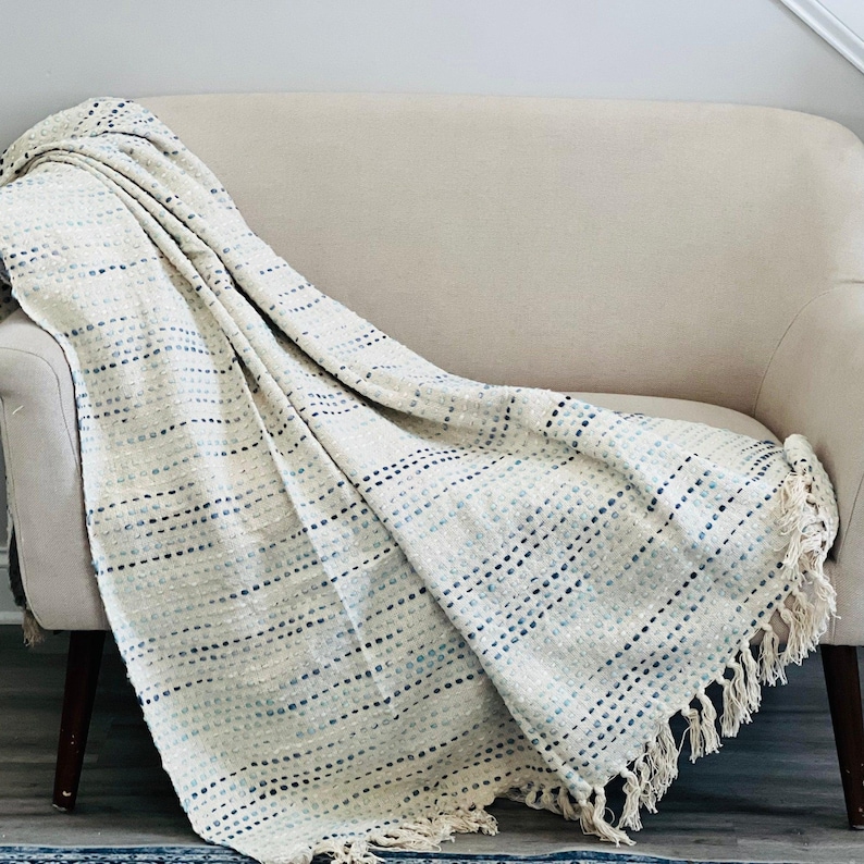 Ręcznie tkany bawełniany koc boho z frędzlami Blue Throw 50/70"