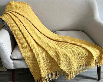 Nordic Knitted Throw Blanket (Spring/summer)