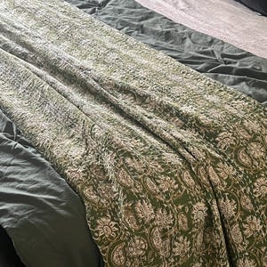 Floral Green Kantha Quilt – Hand Block Print Indian Cotton Bedding (King Size) image 3