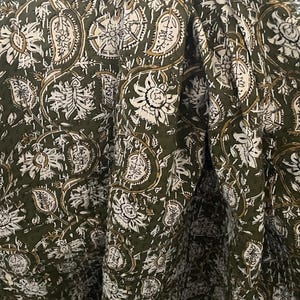 Floral Green Kantha Quilt – Hand Block Print Indian Cotton Bedding (King Size) image 8