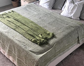 Green Hand Block Print Kantha Quilt King Size – Indian Cotton Bedding, Hand-Stitched Boho Coverlet