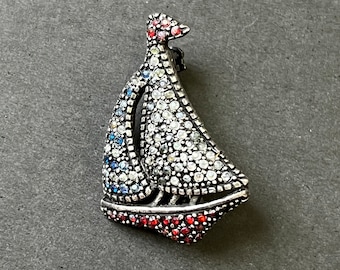 Vintage Sterling silver brooch