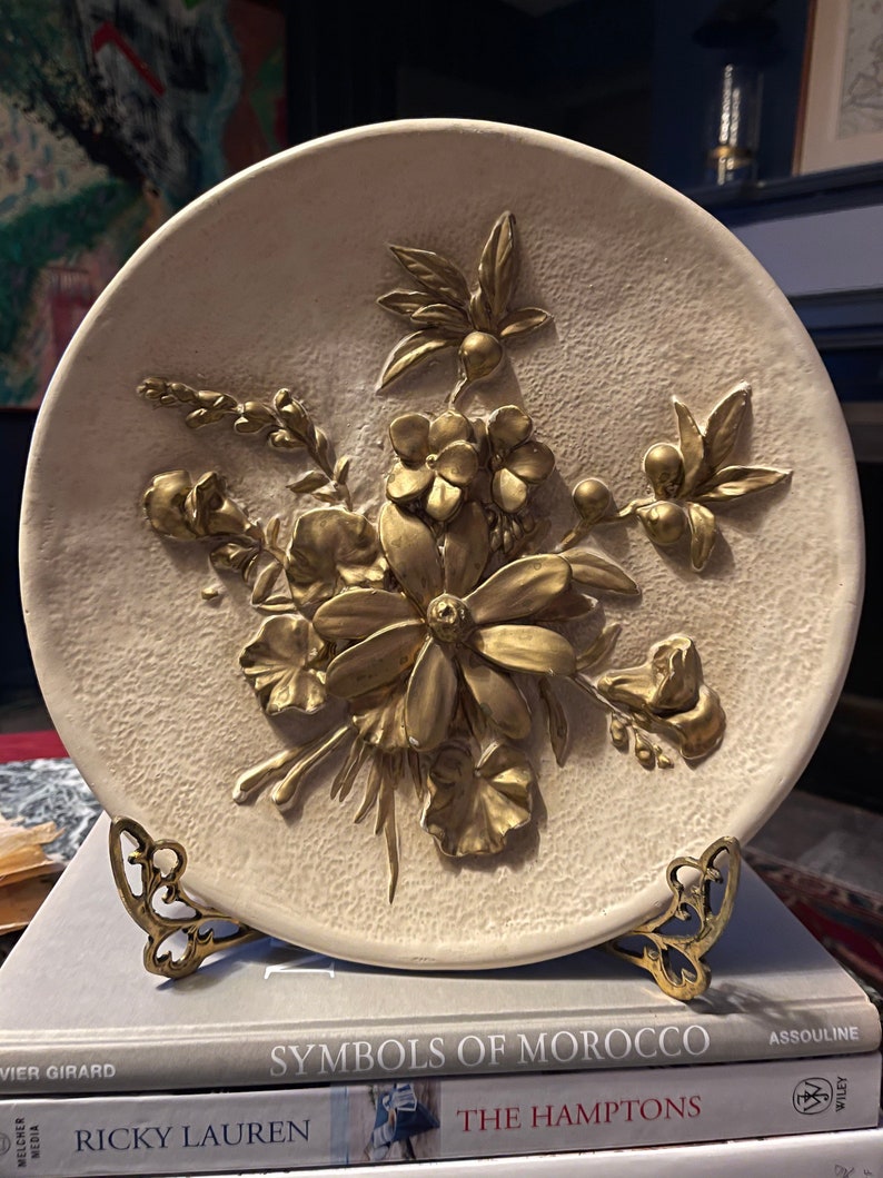 Plaster MCM vintage floral wall hanging sculpture