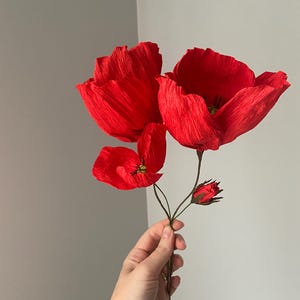 Papavero / papavero islandese / papavero di carta crespa / bouquet di papaveri di carta / fiori fatti a mano / papaveri di carta dall'aspetto realistico / fiore di papavero rosso