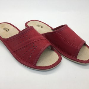 Ladies 100% Leather Slippers /Woman's open toe slippers/ Summer women slippers/ Women slippers / Christmas gift / Bridesmaids slippers