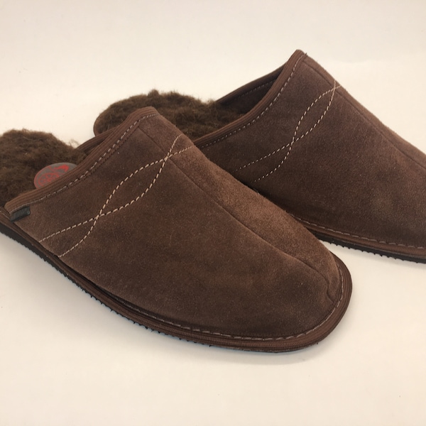 Mens leather slippers / Men slippers made of sheepskin tan brown leather on top and fur inside for extra warmth/ A great gift for him or dad