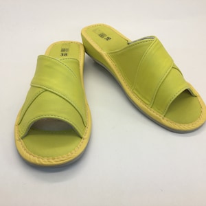 Ladies 100% Leather Slippers / Woman's open toe slippers