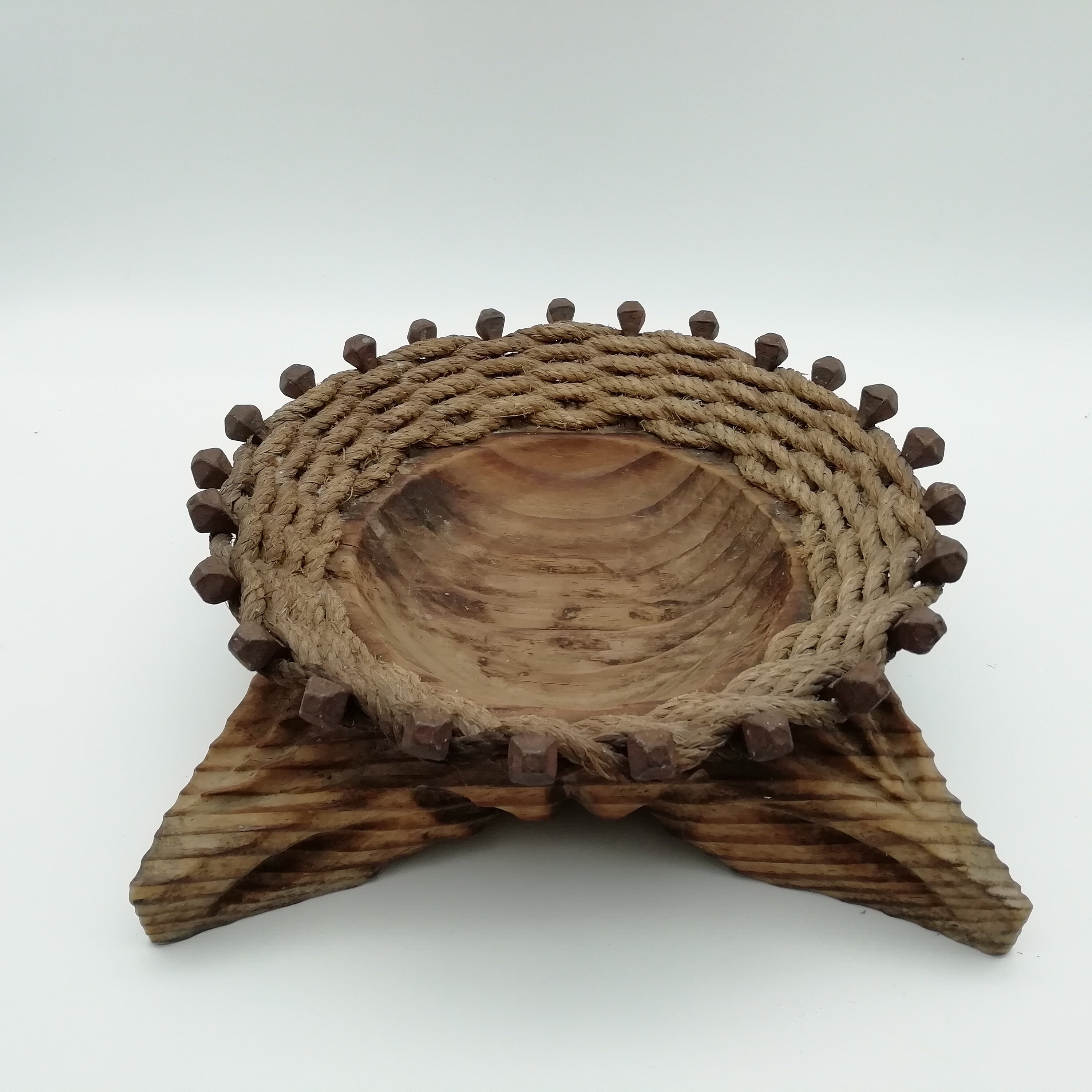 Très Ancienne Coupelle en Bois Sculpté et Corde