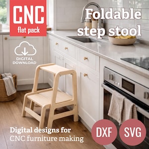 Peut inclure: Un marchepied pliable en bois clair à deux marches. L'image comprend le texte "CNC flat pack", "Digital Download" et "Digital designs for CNC furniture making". Le tabouret est dans un cadre de cuisine.