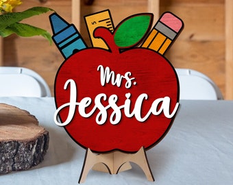 Personalized Desktop Teacher Apple Sign, Teacher Name Sign, Teacher Appreciation Gift, Teacher Name Plate, 3D Sign, Classroom Desk Decor