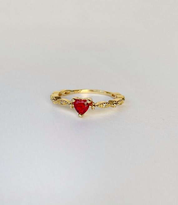 Oval Red Coral Gold Ring (Design AC15) | GemPundit