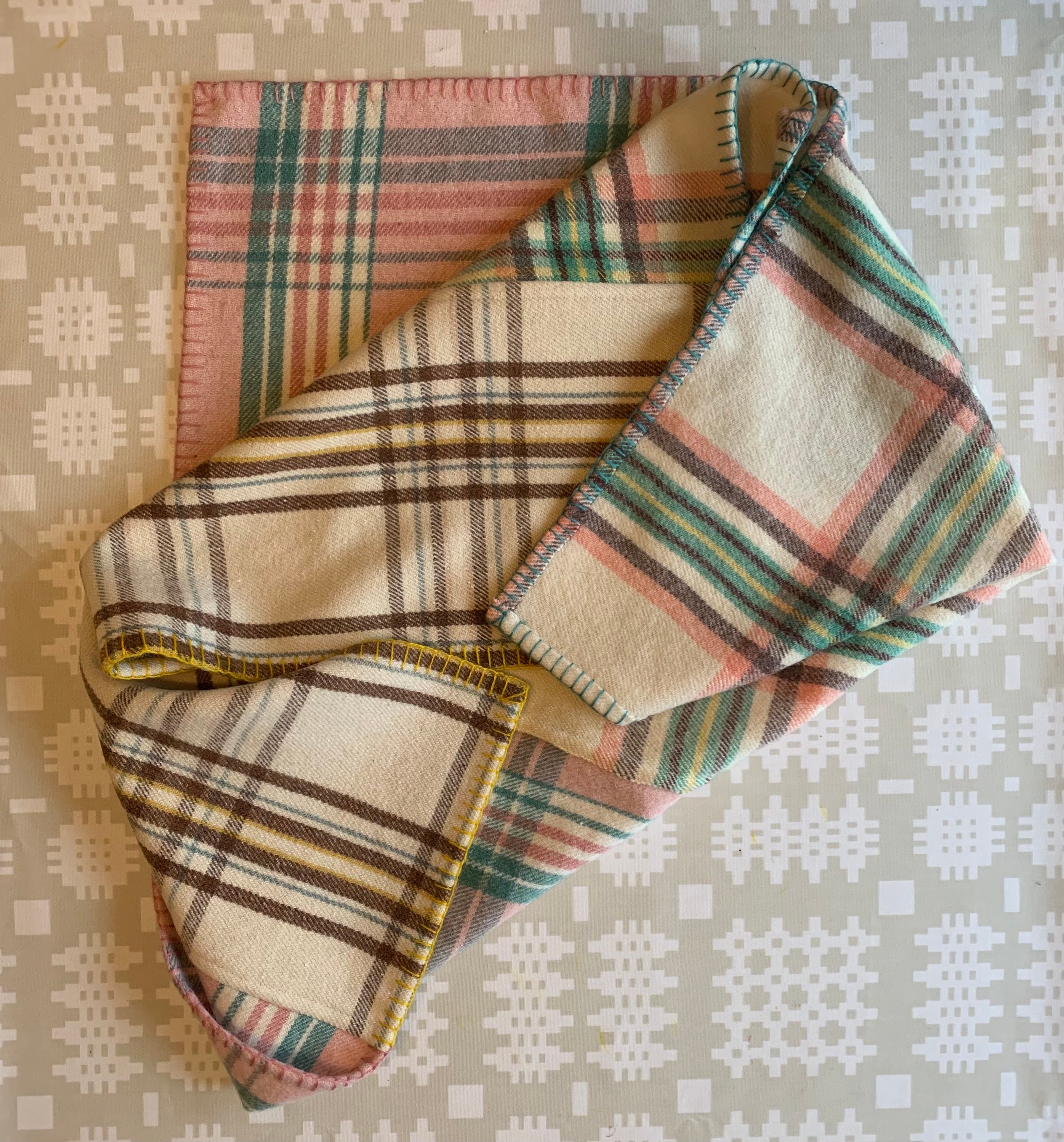 Vintage Welsh blanket throw/knee rug Etsy