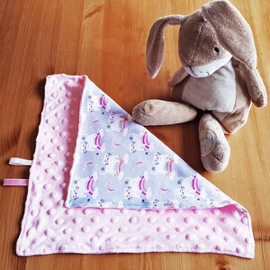 CRINKLE TAGGIE / Security Blanket / Baby Crinkle Toy / Sensory toy