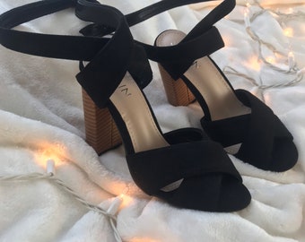 strappy black heels closed toe