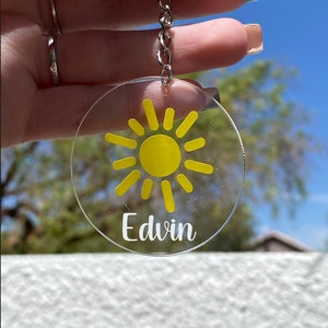 Sun Keychain | Adventuringstickers | Vinyl | Keychain | Sun Design | Custom Keychain | Acrylic Keychain | Acrylic | Name Keychain |