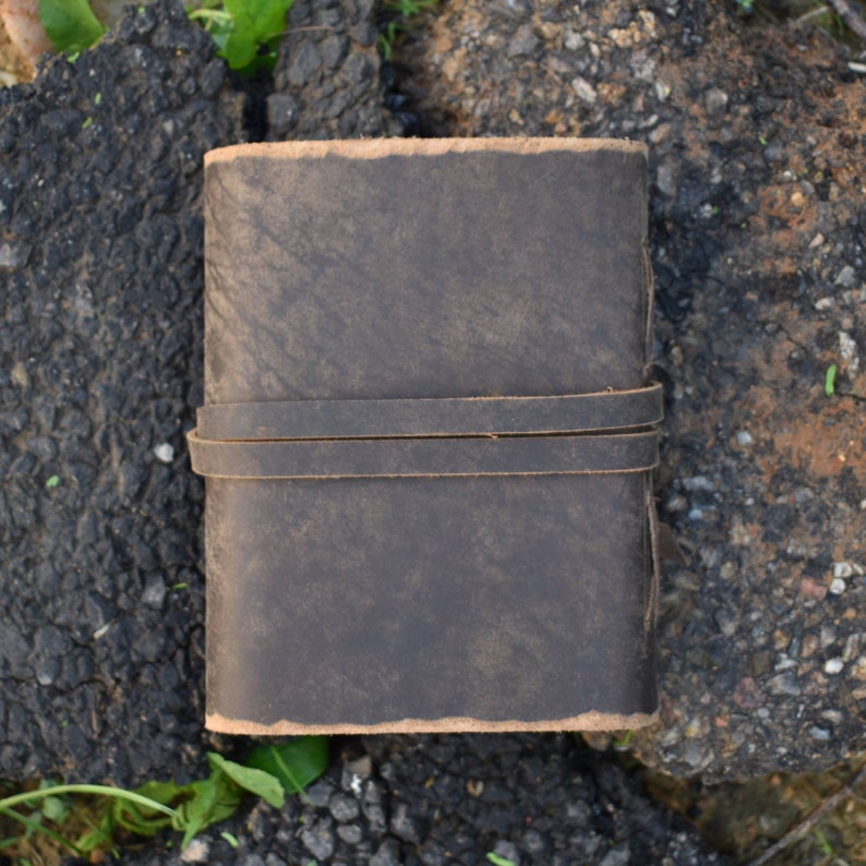 Handgemaakt lederen dagboek, vintage dagboek, gepersonaliseerd dagboek, schetsboek, reisdagboek, donkerbruin, cadeau voor hem/haar afbeelding 2