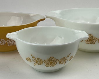 Vintage Pyrex Butterfly gold mixing bowls