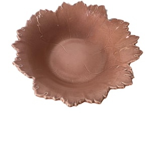 Woodfield Steubenville off pink serving bowl