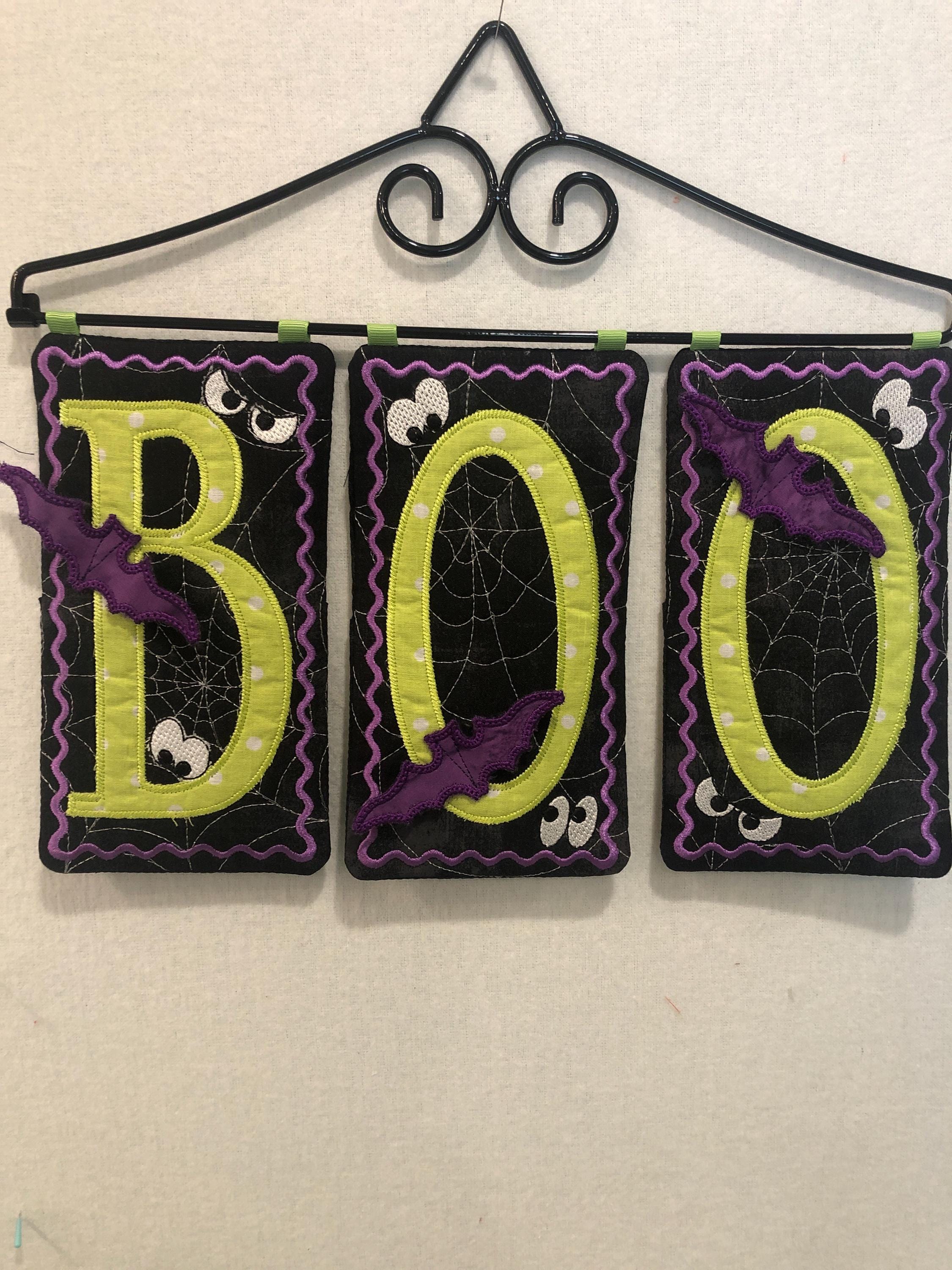 BOO Wall Hanging ( Horizontal) - Etsy