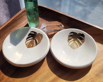 Gold Monstera Leaf Ceramic Trinket Dish: Handmade Jewelry Storage