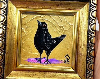 カラスのミニ絵画：金色の額縁付きのおもしろい鳥の絵（2×2インチ）