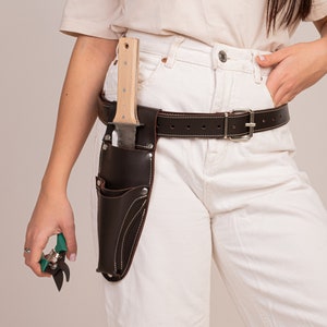 Hori Hori Full Grain Leather Sheath belt with Pruner and Scissor Pockets. Florist Tool Belt Leather, Gardening Belt.