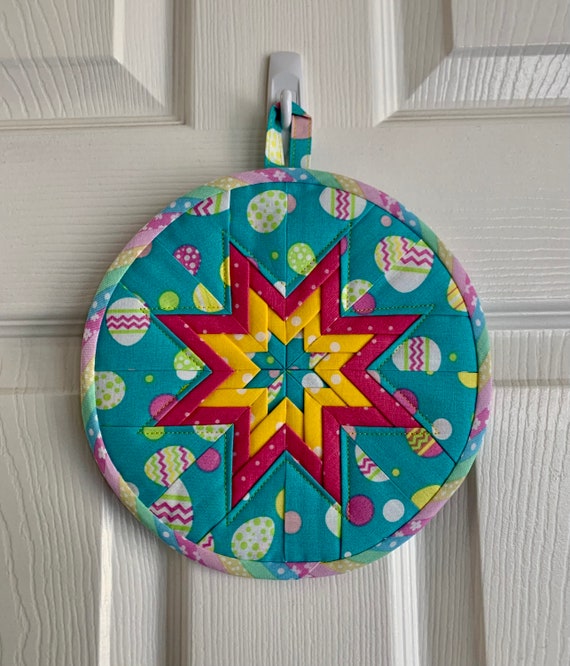 Buy 8 Folded Star Quilted Easter Egg Trivet hot Pad Online in