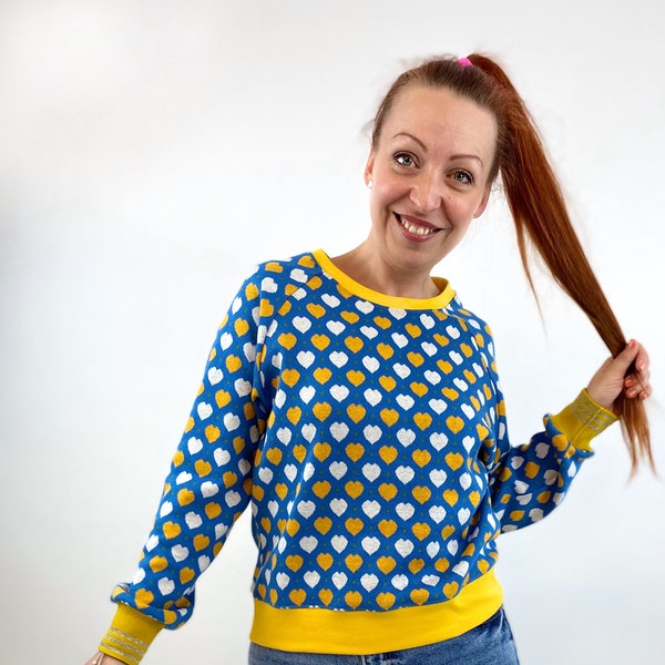 Pulli "Tilli" Herzen blau gelb, Damen Retro Sweater mit Glitzer-Bündchen